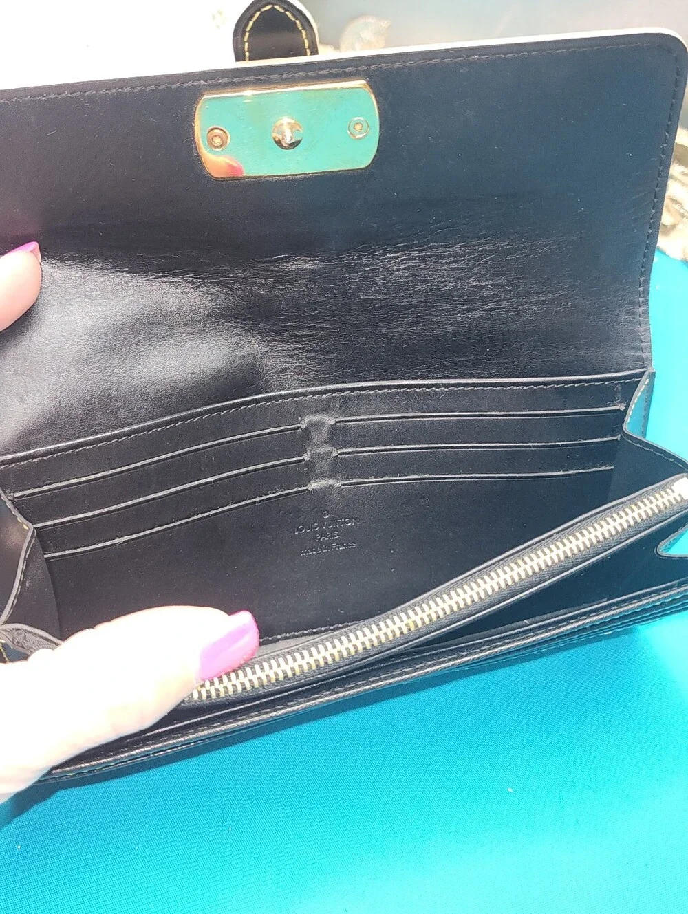 Authentic Louis Vuitton Suhali Le Favori Wallet In Black With Dust Bag